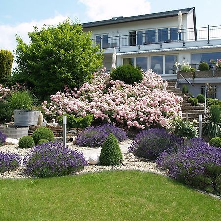 Weingut Bastian Hotel Brauneberg Exterior foto