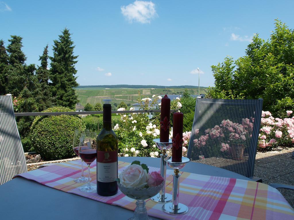 Weingut Bastian Hotel Brauneberg Exterior foto